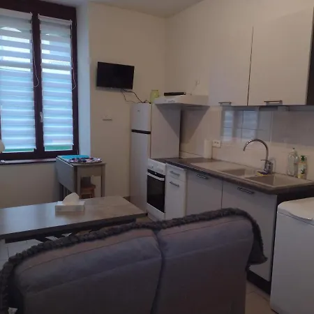 아파트 Rdc Chez Caroline 부르봉-레-뱅